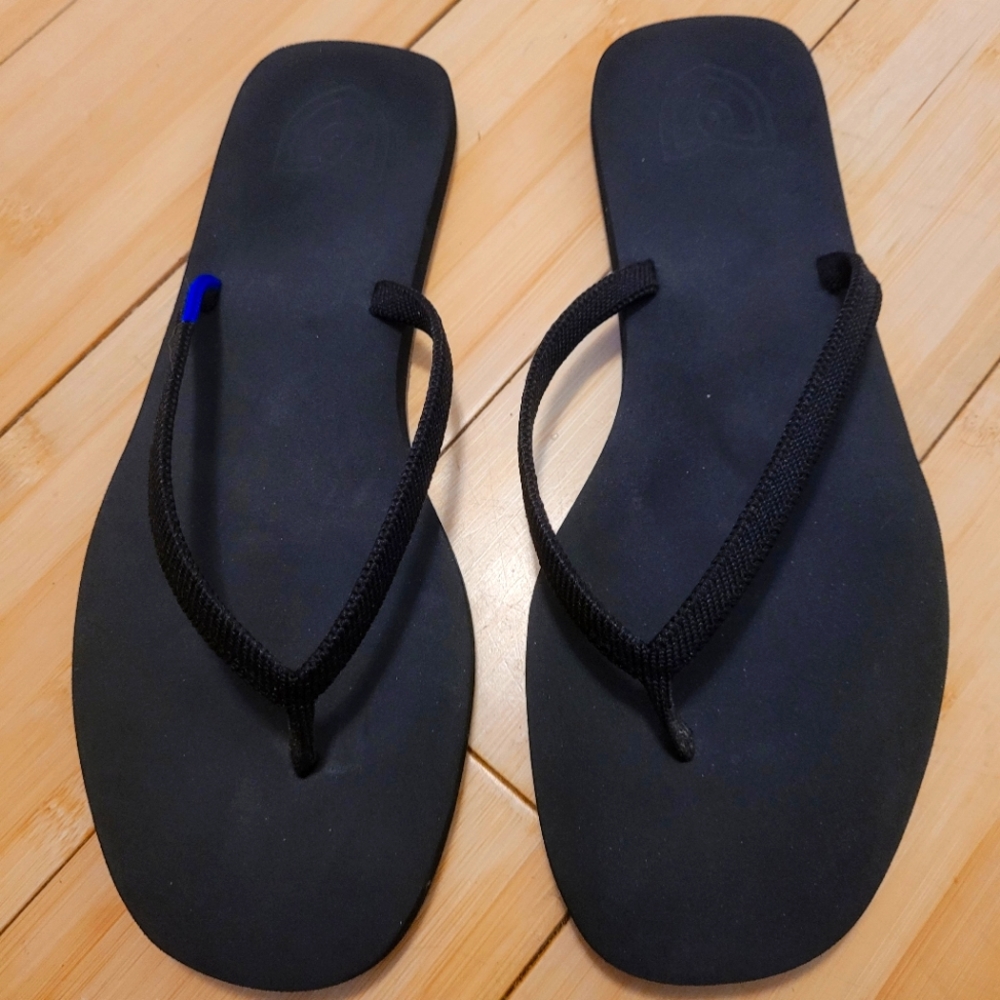 New Rothy's flip flops